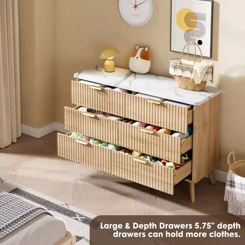 6 Drawer Dresser, 47.2 Inch Wide Modern Chest with Fluted Wood Drawers & Gold Handles, Curved Profile Design Dresser for Bedroom & Living Room